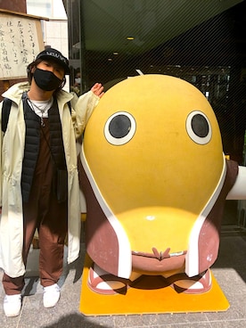 「茶色」｜「アイテム（ナイロンジャケット）」を使った、チーズさん（メンズ・163cm）の春コーディネート