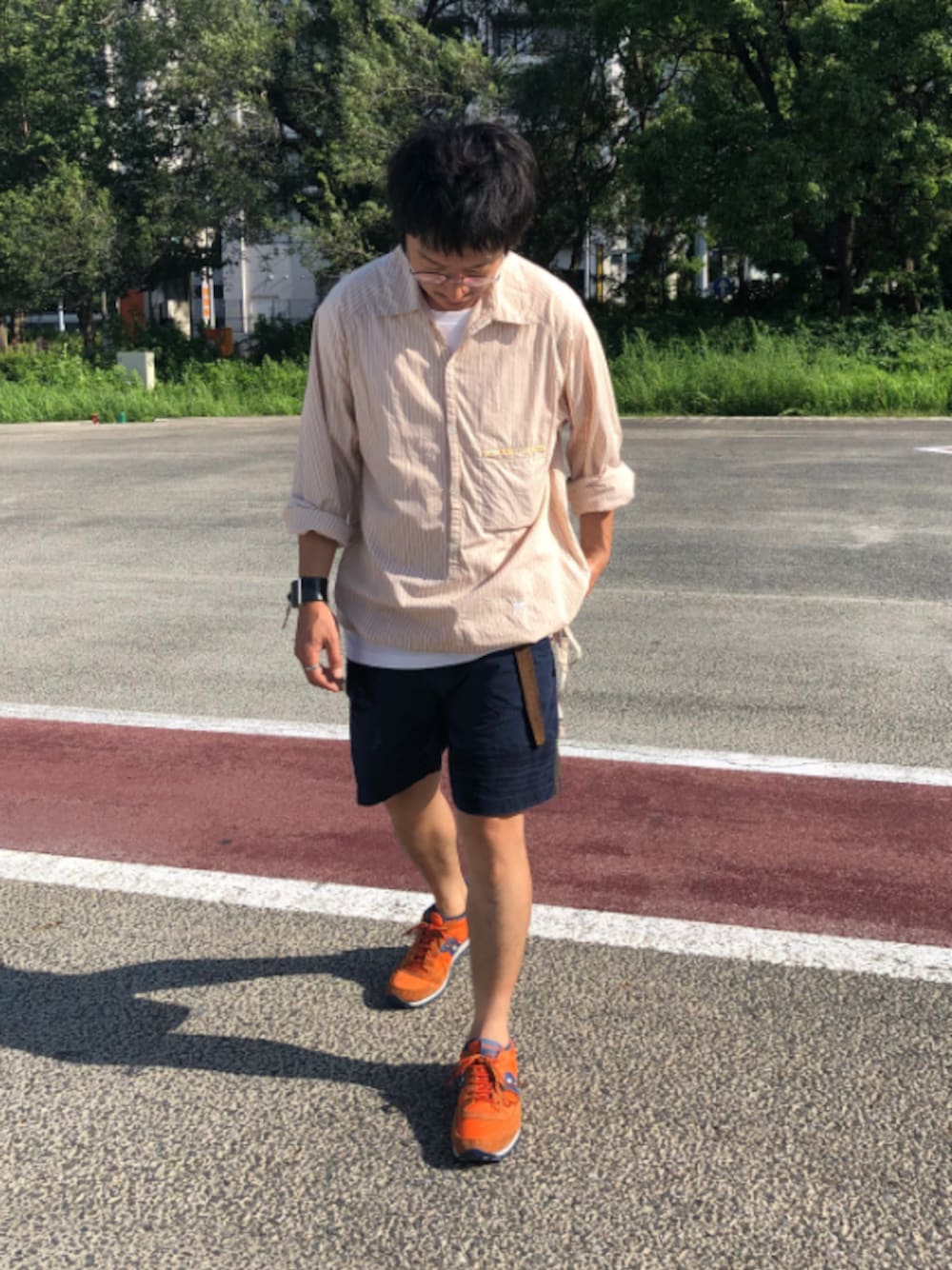 「カジュアルコーデ、オトナカジュアル、ハーフパンツ、夏コーデ、シャツスタイル、プルオーバー、シンプルスタイル、リメイク」｜「JOHN LAWRENCE SULLIVANのアイテム（シャツ/ブラウス、ベージュ系）」を使った、yosukeさん（メンズ・168cm）の夏コーディネートの1枚目の写真