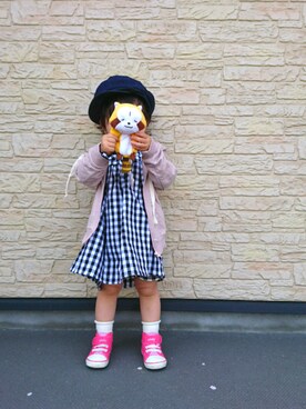 「ピンクスニーカー」｜kimsaeeさん（キッズ・90cm）の春コーディネート