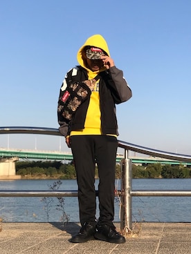 「バッグ」｜「アイテム（ナイロンジャケット）」を使った、エイジさん（メンズ・175cm）の秋コーディネート