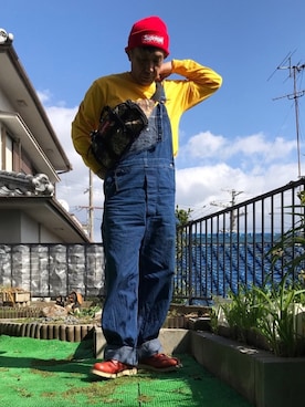 「シュプリーム」｜「アイテム（オールインワン・サロペット）」を使った、エイジさん（メンズ・175cm）の春コーディネート