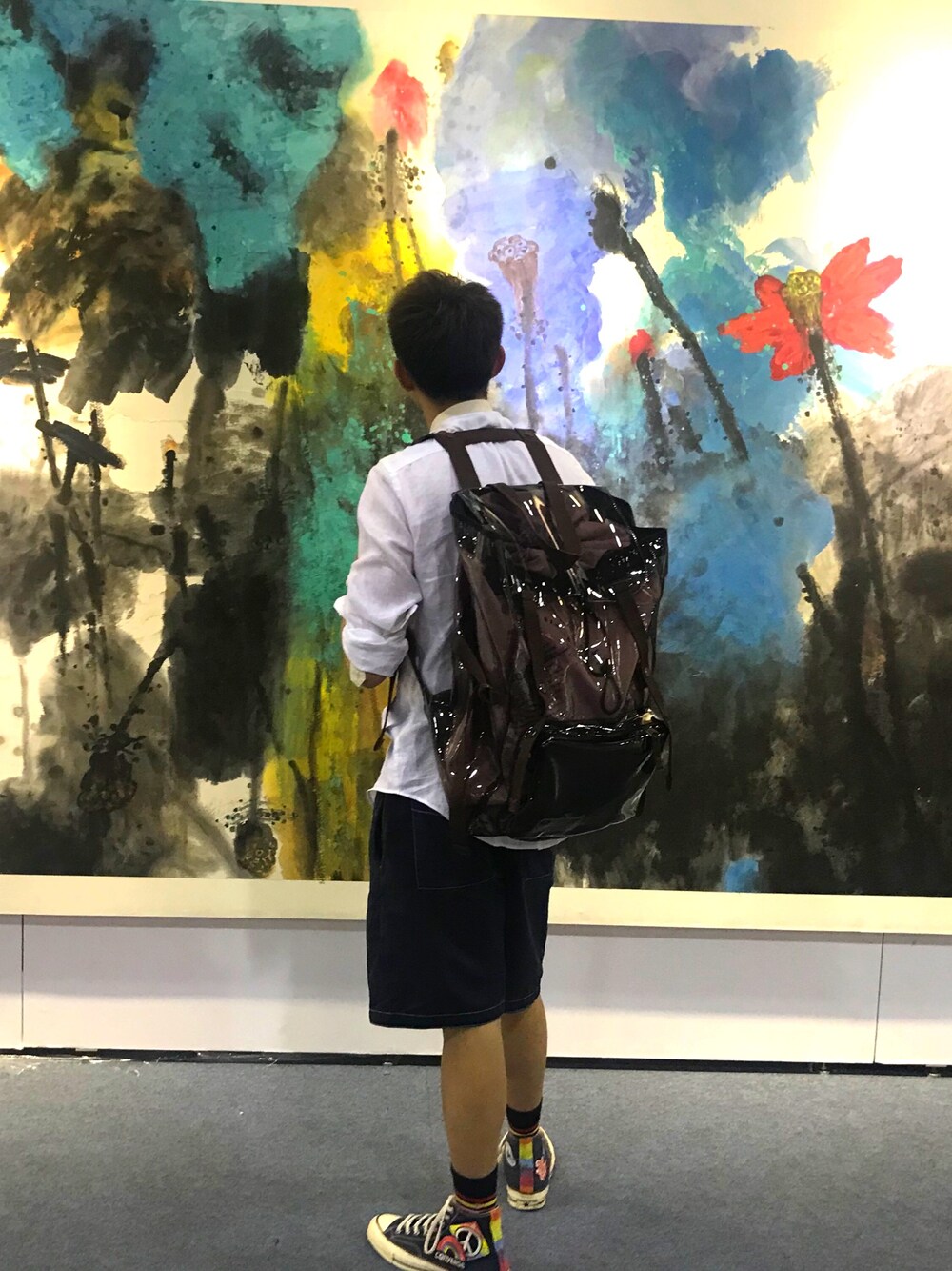 「RAF SIMONSのアイテム（バックパック/リュック、ブラウン系）」を使った、酥提佐さん（メンズ・174cm）の夏コーディネートの1枚目の写真