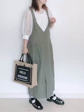 「AmbreNeige」｜「アイテム（ジャンパースカート）」を使った、UMiSatoさん（レディース・163cm）の春コーディネート