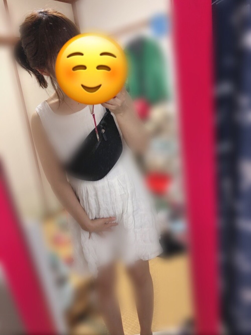「☆のアイテム（ボディバッグ/ウエストポーチ、ブラック系）」を使った、アラレちゃんさん（レディース・145cm）の夏コーディネートの1枚目の写真