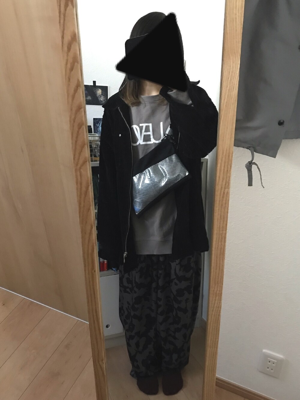 「今日のコーデ、パンツスタイル、楽チンコーデ、低身長、ootd」｜「minneのアイテム（ボディバッグ/ウエストポーチ、ブラック系）」を使った、mushiさん（レディース・153cm）の秋コーディネートの1枚目の写真