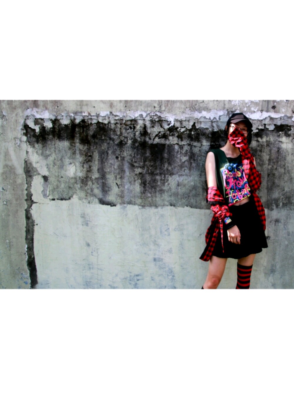「OLDCODEX、Wall、長襪、帽子、襯衫、rock」｜「OLDCODEXのアイテム（Tシャツ/カットソー、その他）」を使った、takaocd1111さん（レディース・177cm）の冬コーディネートの1枚目の写真