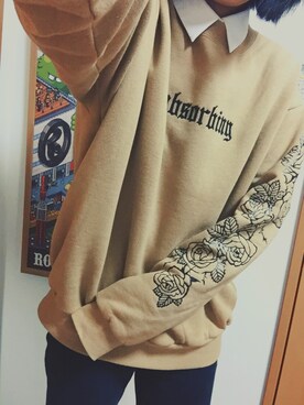 「バラ柄」｜「アイテム（スウェット）」を使った、MIKAさん（レディース・160cm）の冬コーディネート