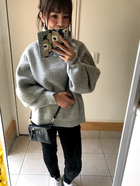 「H&M（エイチ・アンド・エム）のアイテム（ニット/セーター、グレー系）」を使った、ゆんさん（レディース・159cm）の秋コーディネート