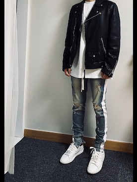 「sneakers」｜「アイテム（ライダースジャケット）」を使った、BEKさん（メンズ・175cm）の秋コーディネート