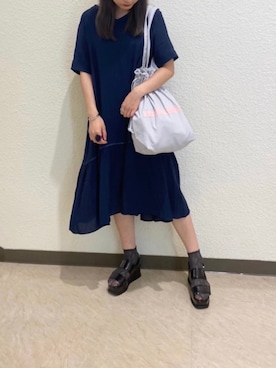 小南知世さん（レディース・153cm）の夏コーディネート