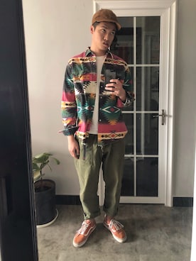 黃虧虧さんのコーディネート