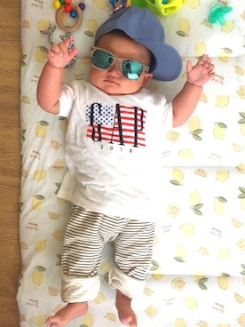 「babygap」｜「アイテム（キャップ）」を使った、fujioさん（キッズ・70cm）の夏コーディネート