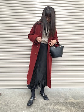 「アイテム（ステンカラーコート、レッド系）」を使った、はるなちゃんねるさん（レディース・164cm）の冬コーディネート