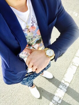 「TRIWA（トリワ）のアイテム（アナログ腕時計、ゴールド系）」を使った、エイサークさん（メンズ・175cm）の春コーディネート