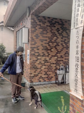 「美容師」｜「アイテム（その他アウター）」を使った、モリシタ ヨシノリさん（メンズ・173cm）の秋コーディネート