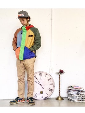 「雨の日」｜「アイテム（マウンテンパーカー）」を使った、モリシタ ヨシノリさん（メンズ・173cm）の夏コーディネート