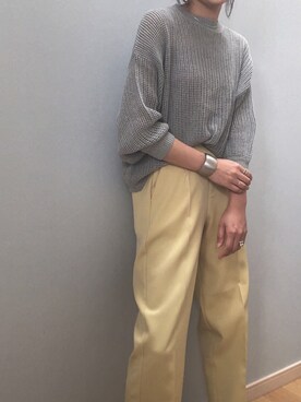 レディースのパンツ イエロー 黄色系 コーディネート Zozotown