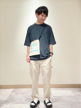 「coen（コーエン）のワイドストラップサンダル（サンダル、ブラック系）」を使った、fuku14zukiさん（メンズ）の春コーディネート