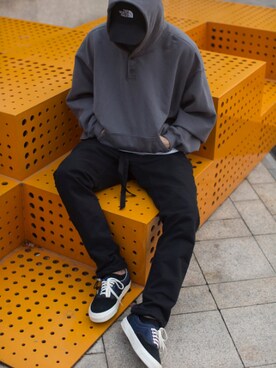 「fog（フォグ）のアイテム」を使った、dipさん（メンズ・180cm）の冬コーディネート