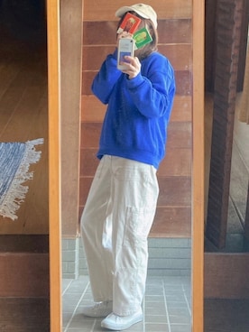 「H&M（エイチ・アンド・エム）のアイテム（パンツ、ホワイト系）」を使った、おちさん（レディース・155cm）の冬コーディネート