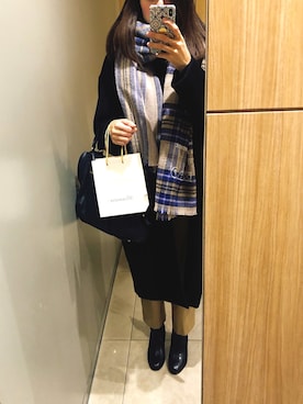 「大判ストール」｜「アイテム（その他アウター）」を使った、aymさん（レディース・169cm）の冬コーディネート