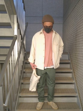 「MANEBU（マネブ）のアイテム（モカシン/デッキシューズ）」を使った、yaman.さん（メンズ・165cm）の春コーディネート