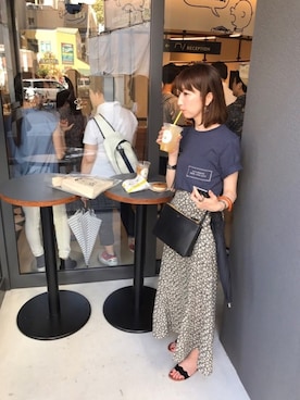 「マキシスカート」｜「アイテム（PC・スマホグッズ/家電）」を使った、n★pさん（レディース・167cm）の夏コーディネート