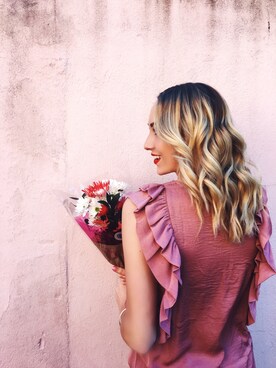 Brianne Olsenさんのコーディネート