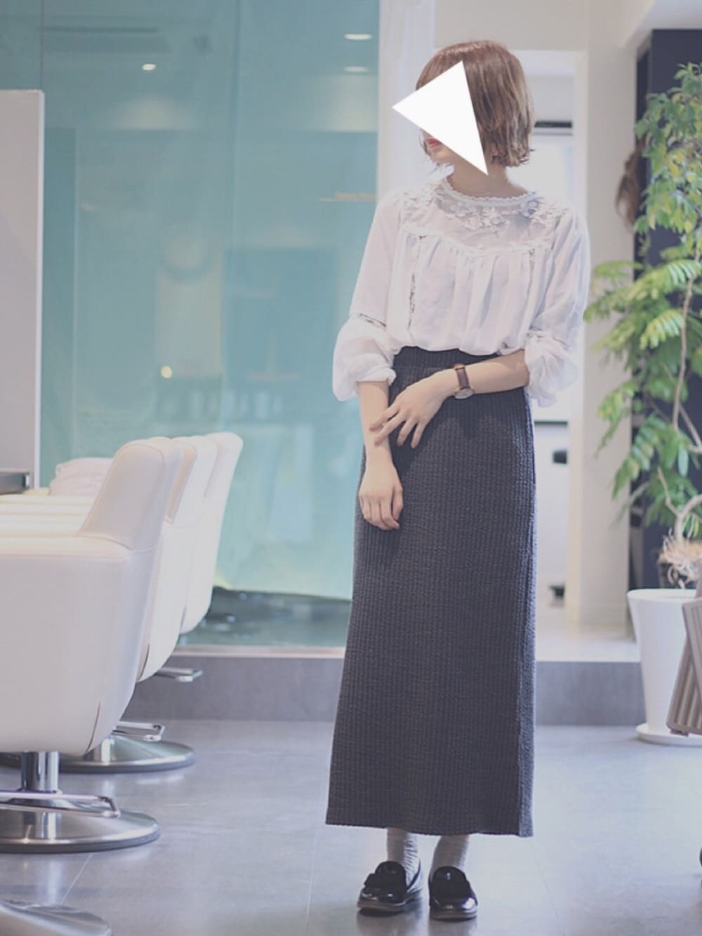 「w closetのジャガードロングスカート（スカート、ブラック系）」を使った、ERIKOさん（レディース・160cm）の春コーディネートの1枚目の写真