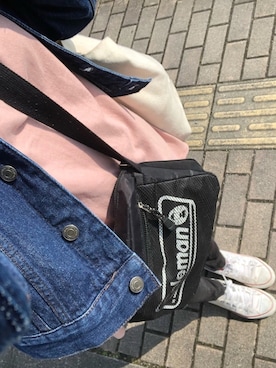 「アイテム（デニムジャケット）」を使った、TOMMYさん（レディース・158cm・20代）の春コーディネート