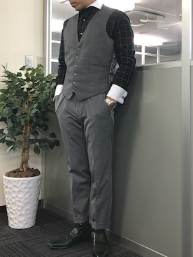 「アイテム（ドレスシューズ、グリーン系）」を使った、エースさん（メンズ・170cm）の秋コーディネート