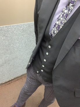 「アイテム（ドレスシューズ、パープル系）」を使った、エースさん（メンズ・170cm）の冬コーディネート