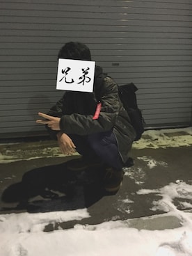 「VISON STREET（ヴィジョン ストリート）のアイテム」を使った、ドナルドさん（メンズ・170cm）の冬コーディネート