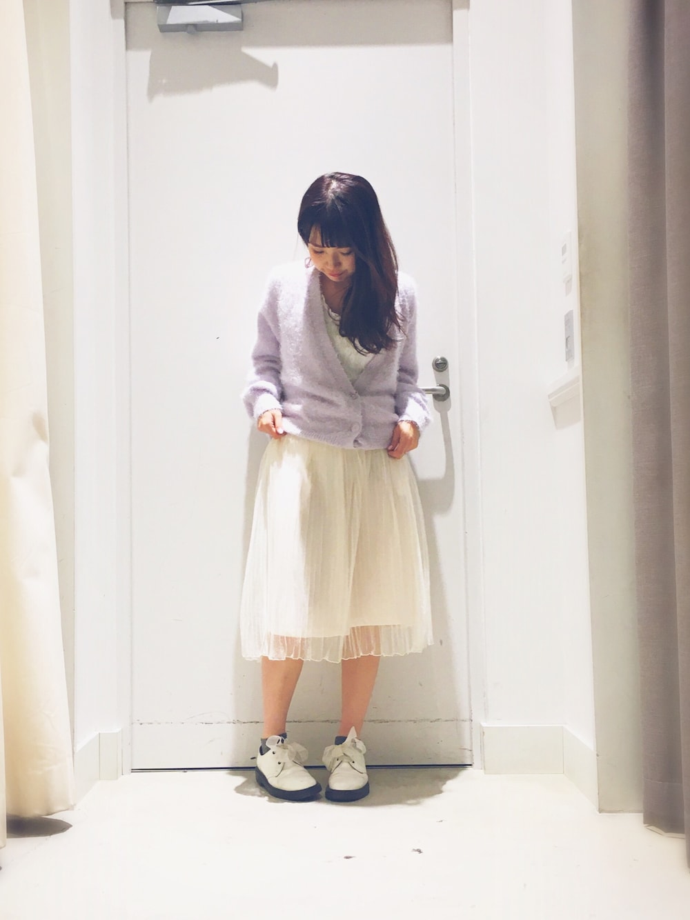 「パステルカラー、パステルコーデ、ootd、今日のコーデ、春、プチプラコーデ、低身長、spring、チュールスカート、フェザー」｜「E hyphen world galleryの・フェザーカーディガン（カーディガン/ボレロ、パープル系）」を使った、こりんさん（レディース・153cm）の冬コーディネートの1枚目の写真