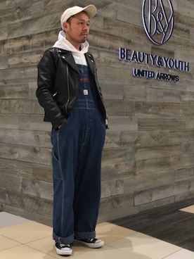 「BEAUTY&YOUTH UNITED ARROWS」｜「アイテム（ライダースジャケット）」を使った、Yuta Okazakiさん（メンズ・165cm）の冬コーディネート