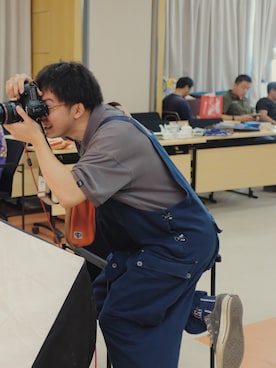 「CHUMS（チャムス）のアイテム（財布/小物）」を使った、林波黄さん（メンズ・178cm）の夏コーディネート
