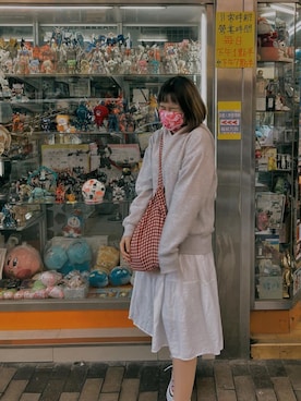 「アイテム（デジタル腕時計）」を使った、Wai Tung Wongさん（レディース・160cm・10代）の冬コーディネート