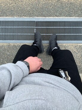 「fragment design（フラグメントデザイン）のアイテム（腕時計）」を使った、白衣のペテン師さん（メンズ・177cm）の冬コーディネート