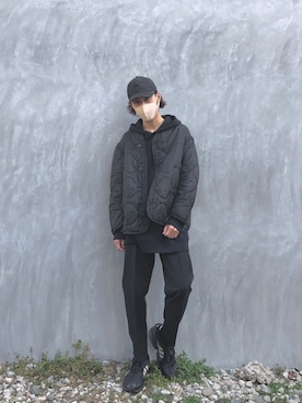「Acne Studios（アクネストゥディオズ）のアイテム（パーカー）」を使った、ゆうたさん（メンズ・170cm）の冬コーディネート
