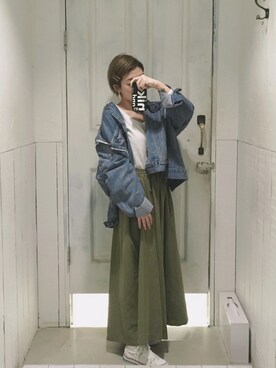 「ニコアンド」｜「アイテム（デニムジャケット）」を使った、KYOZさん（レディース・156cm）の冬コーディネート