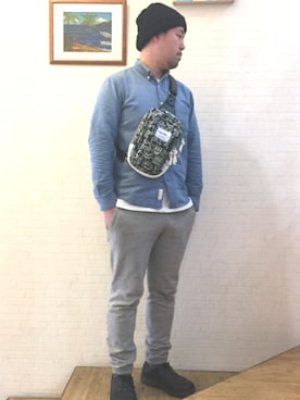 「Keith Haring（キース・ヘリング）のアイテム（バッグ）」を使った、fumiさん（メンズ・172cm）の春コーディネート