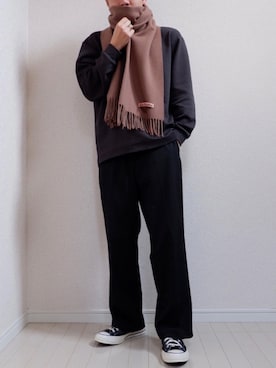 「マフラーコーデ」｜「アイテム（スラックス）」を使った、taigaさん（メンズ・165cm）の秋コーディネート