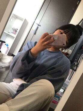 「ブルー x ホワイト」｜「アイテム（スウェット）」を使った、アイルさん（レディース・146cm）の春コーディネート