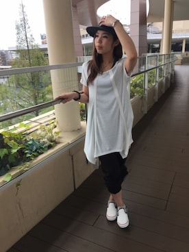 「AVIREX（アヴィレックス）のアイテム（チュニック）」を使った、kinukaさん（レディース・157cm）の春コーディネート