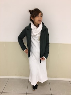 「アイテム（ライダースジャケット、グリーン系）」を使った、kinukaさん（レディース・157cm）の秋コーディネート