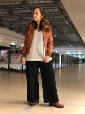 「アイテム（ミリタリージャケット）」を使った、kinukaさん（レディース・157cm）の冬コーディネート