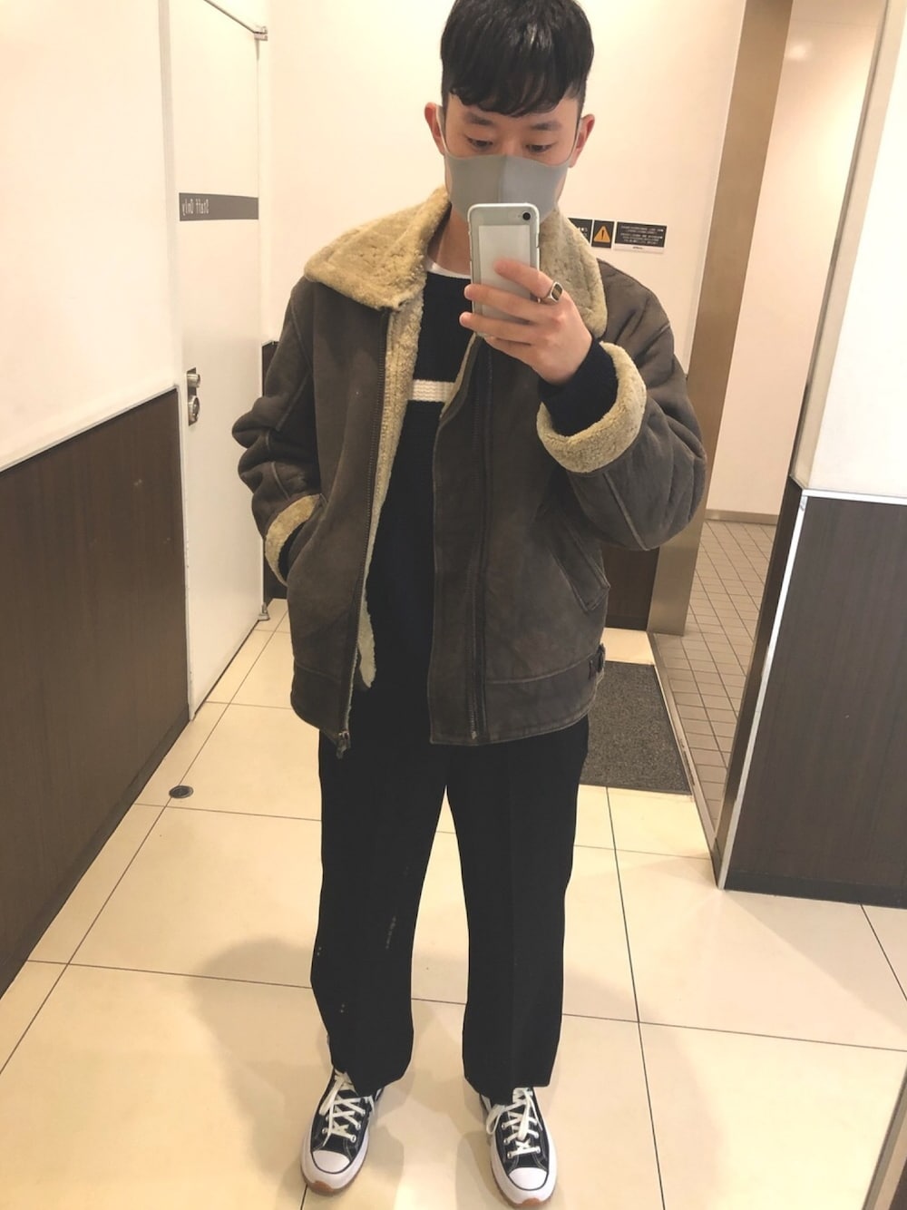 「チョコ色に染まれ、おしゃれさんと繋がりたい、いいね、save、フォローお願いします🤑、スニーカー、冬コーデ、ワイドパンツ、ニツト、ボアジャケット」｜「古着のアイテム（その他アウター、ブラウン系）」を使った、kyosukeさん（メンズ・175cm）の冬コーディネートの1枚目の写真