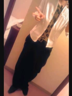 「jiggys shop（ジギーズショップ）のアイテム（スラックス）」を使った、ゆう【相互フォロー】さん（メンズ・184cm）の秋コーディネート