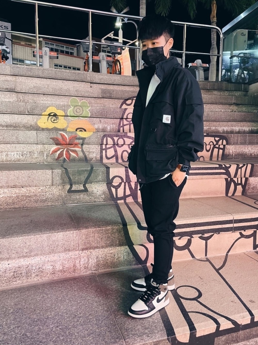 「air jordan 1、carhartt」｜「Carhartt WIPのELMWOOD JACKET（ナイロンジャケット、ブラック系）」を使った、tth711さん（メンズ・161cm）の冬コーディネートの1枚目の写真