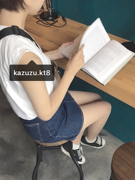 「MOUSSY（マウジー）のDENIM FIT MINI SK（デニムスカート、ブルー系）」を使った、 か  ず  さん（レディース・163cm）の秋コーディネート